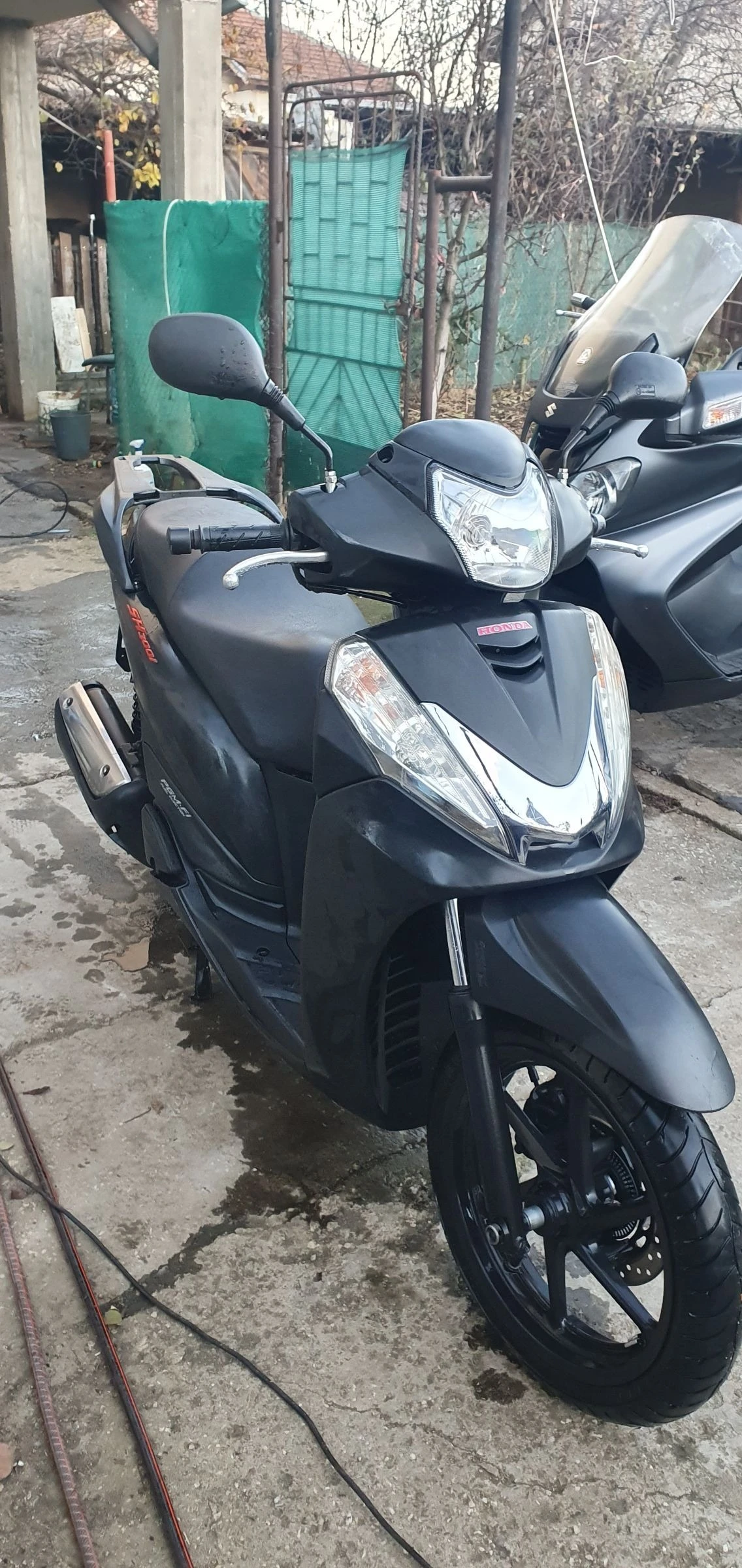 Honda Sh ABS 300ie 2014 година води се спорт - изображение 8