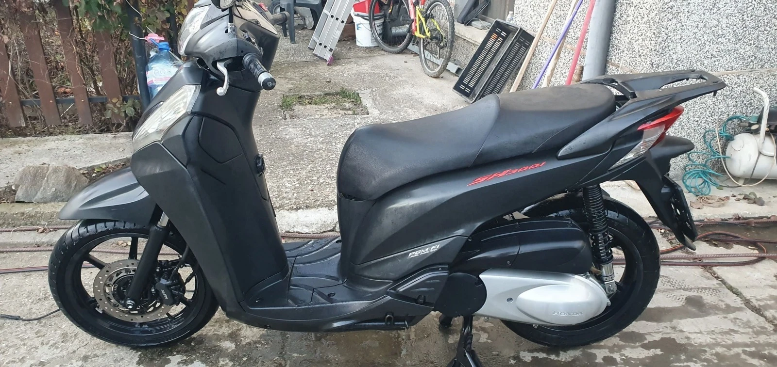 Honda Sh ABS 300ie 2014 година води се спорт - изображение 3