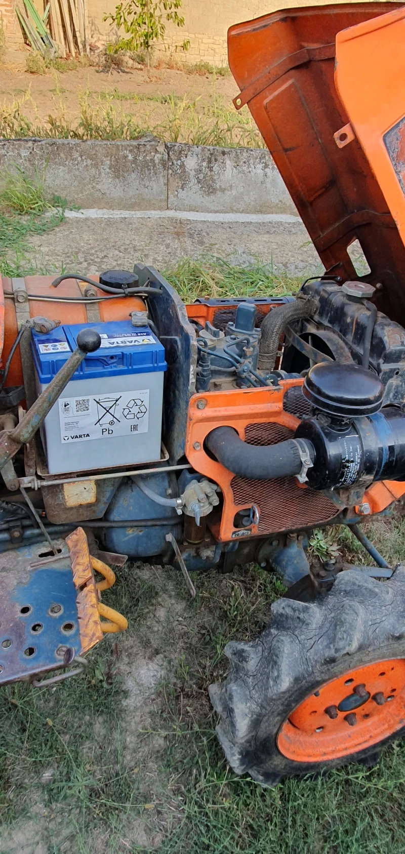 Трактор Kubota B5001, снимка 9 - Селскостопанска техника - 47134558