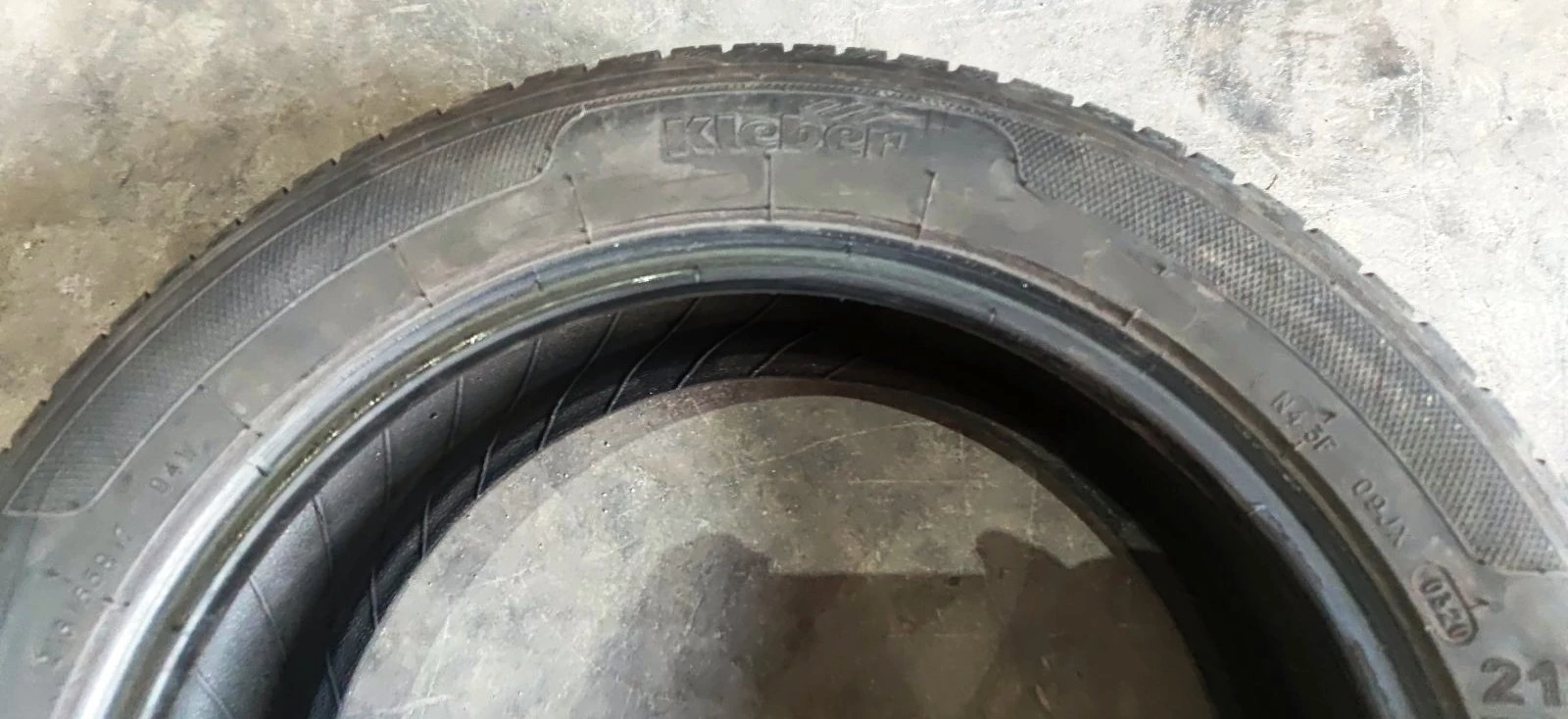 Гуми Летни 215/55R17, снимка 6 - Гуми и джанти - 55092428
