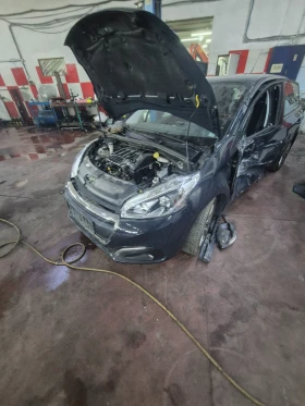 Peugeot 208 Само на части , снимка 4