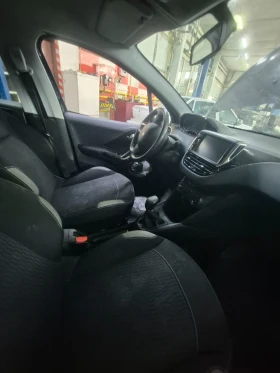 Peugeot 208 Само на части , снимка 5