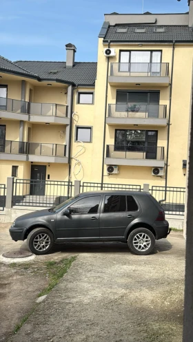 ������ VW Golf