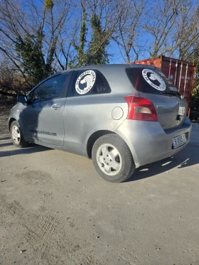 Toyota Yaris 1.3 АГУ/Климатик - 2700 € / 5280.74 лв. - 32758580 2