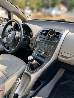 Toyota Auris D-4D, 126 �.�., Keyless, 6 ��������, ����������� | Mobile.bg � ����� ������ 6