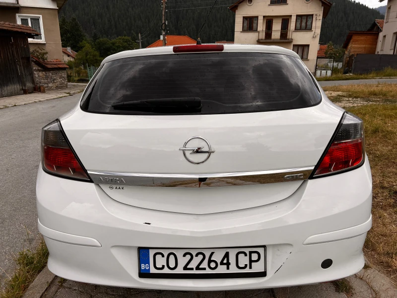 Opel Astra, снимка 2 - Автомобили и джипове - 46675838