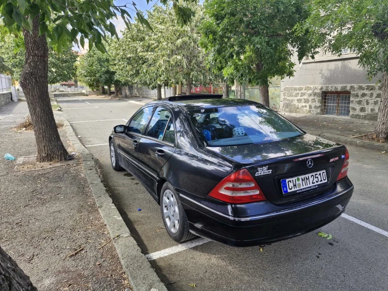 Mercedes-Benz C 200, снимка 5 - Автомобили и джипове - 46954586