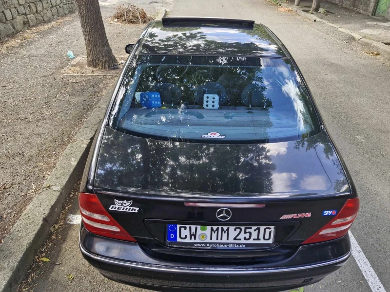 Mercedes-Benz C 200, снимка 2 - Автомобили и джипове - 46954586