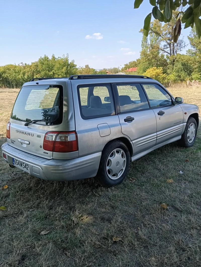 Subaru Forester 2.0 turbo 170, снимка 11 - Автомобили и джипове - 47477091