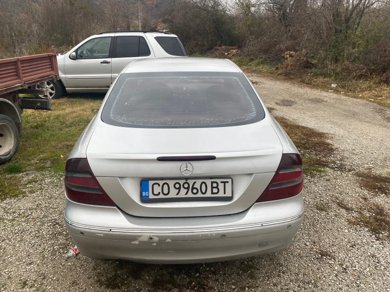 Mercedes-Benz CLK  CLK, снимка 3 - Автомобили и джипове - 47973845