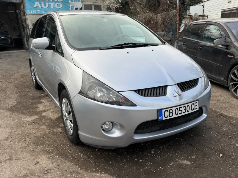 Mitsubishi Grandis Газов Инжекцион! Топ състояние!!, снимка 2 - Автомобили и джипове - 49598712