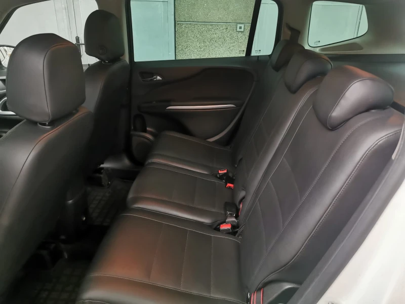 Opel Zafira 1.4 GAS TURBO(LPG), снимка 11 - Автомобили и джипове - 50210224