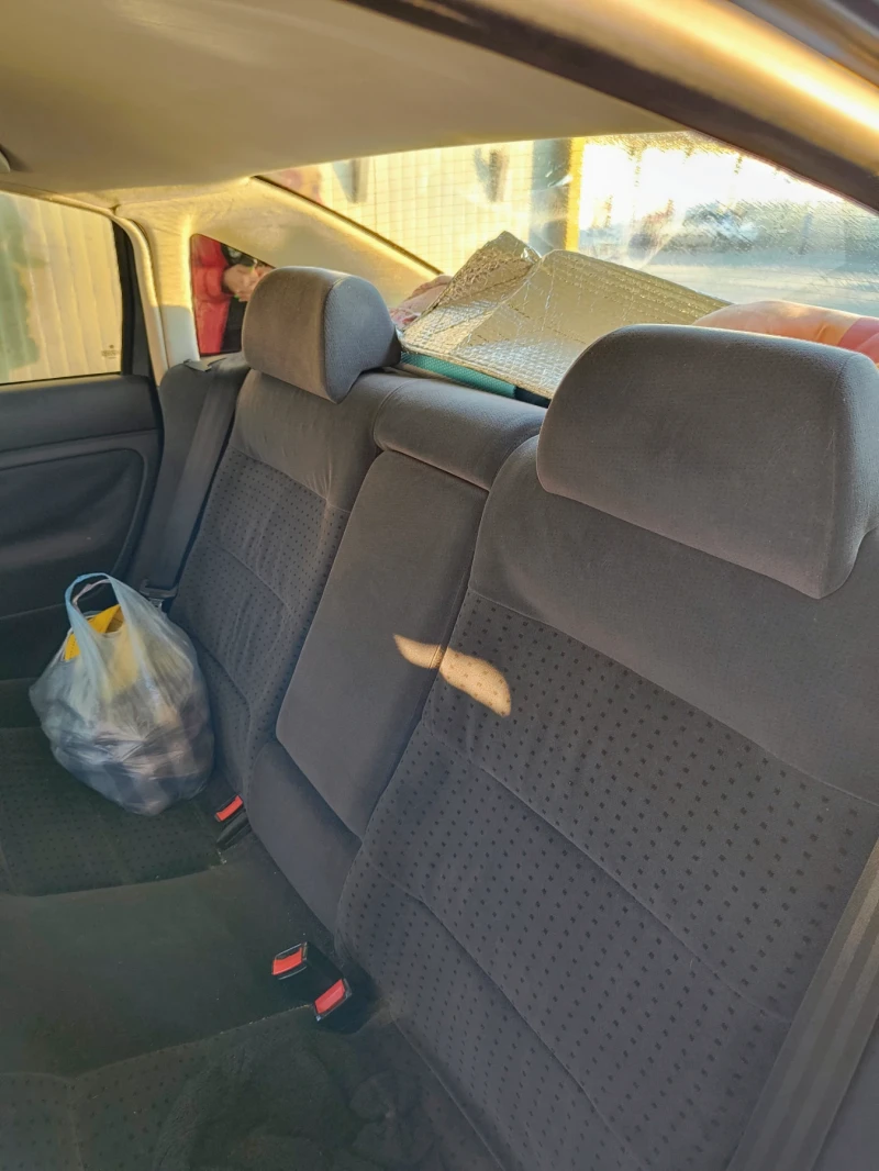 VW Passat, снимка 8 - Автомобили и джипове - 52859003