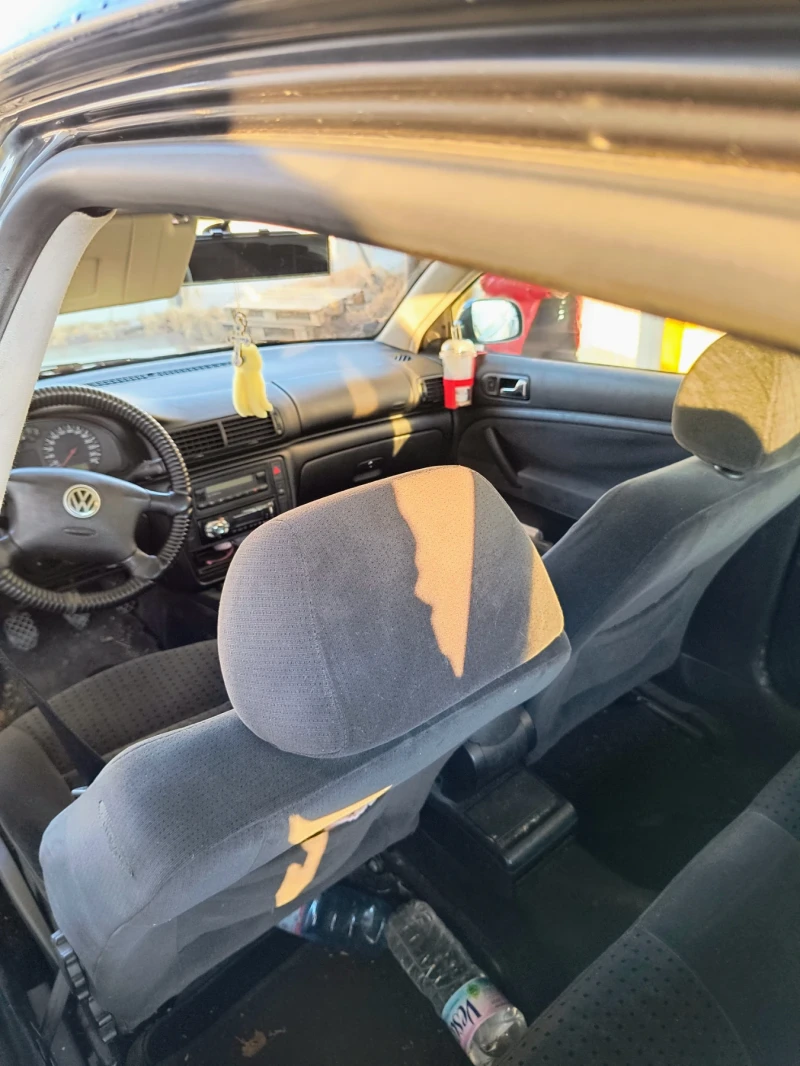 VW Passat, снимка 10 - Автомобили и джипове - 52859003