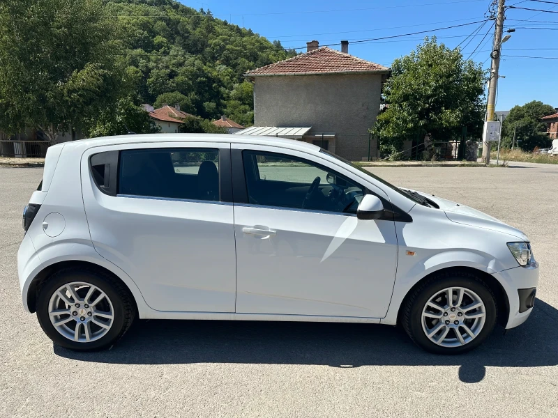 Chevrolet Aveo, снимка 3 - Автомобили и джипове - 52828146