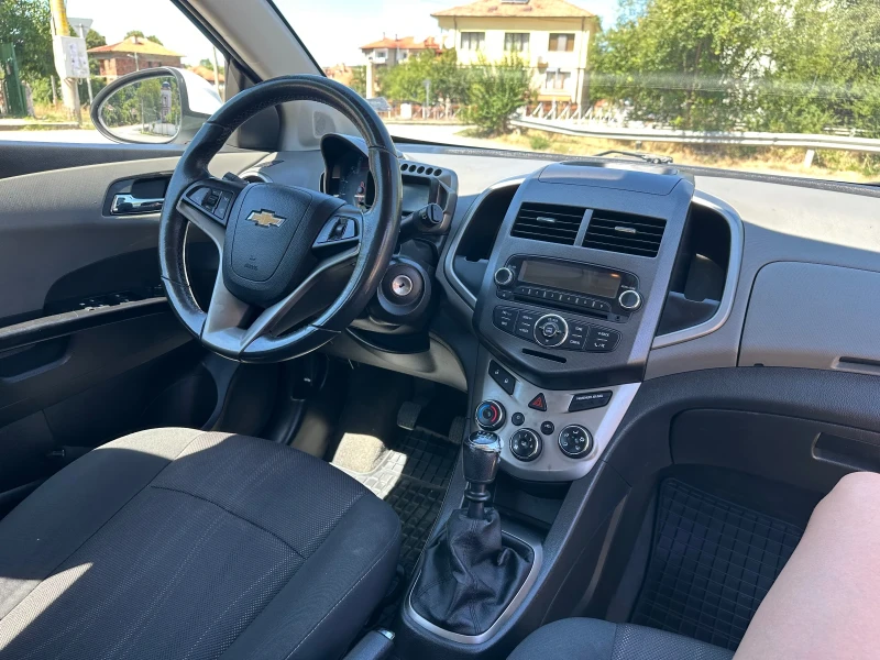 Chevrolet Aveo, снимка 5 - Автомобили и джипове - 52828146