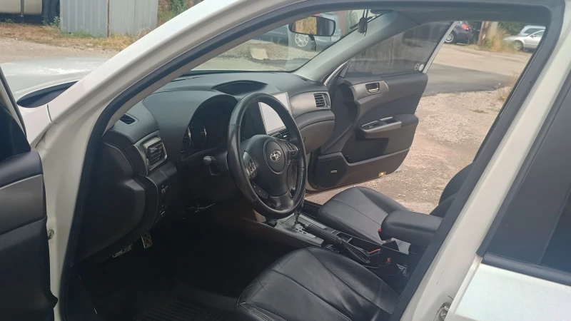 Subaru Forester, снимка 7 - Автомобили и джипове - 52410648