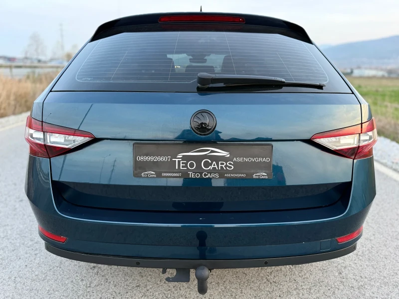 Skoda Superb 2.0 TDI / SPORTLINE / DISTRONIC / KEYLESS / LED, снимка 6 - Автомобили и джипове - 52632684