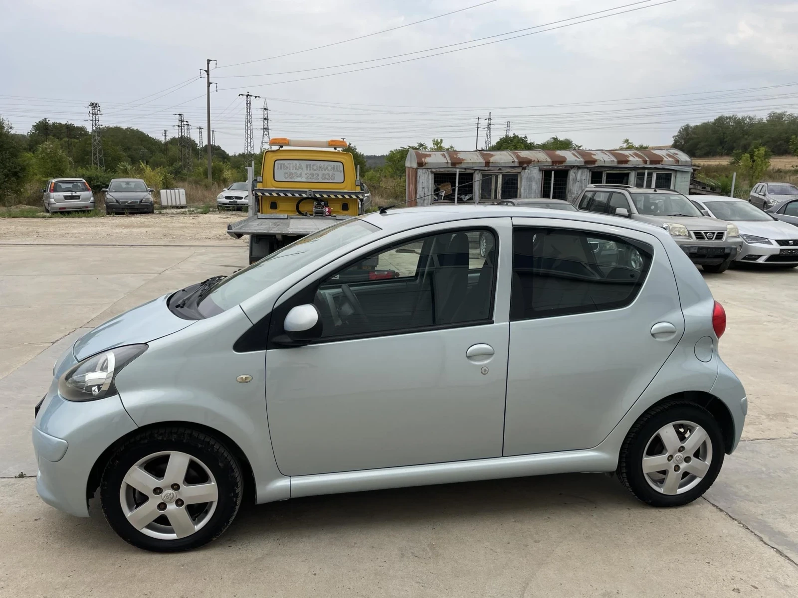 Toyota Aygo 1.0i* 140000km* Нова* UNIKAT*  - изображение 4