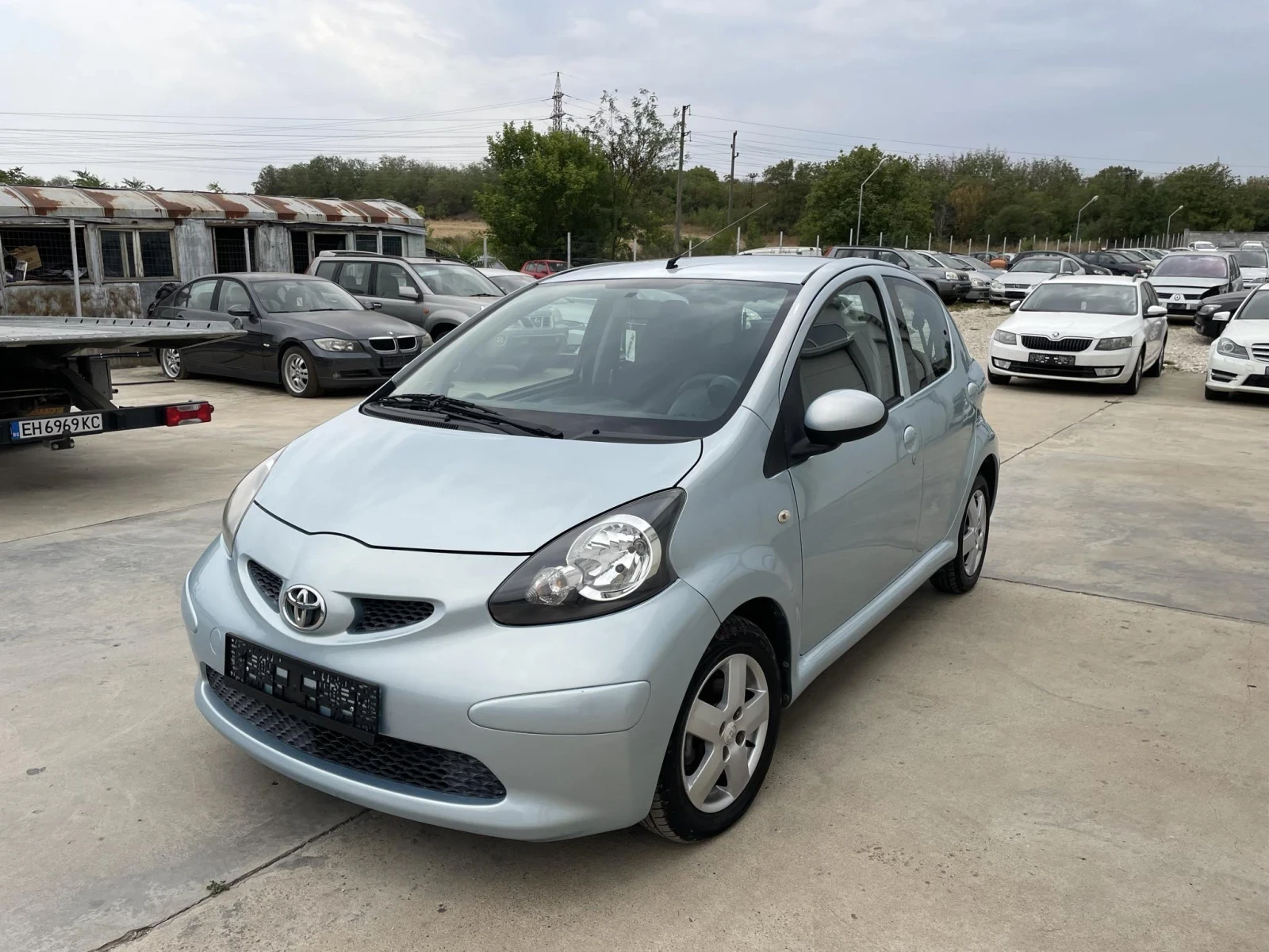 Toyota Aygo 1.0i* 140000km* Нова* UNIKAT*  - изображение 2