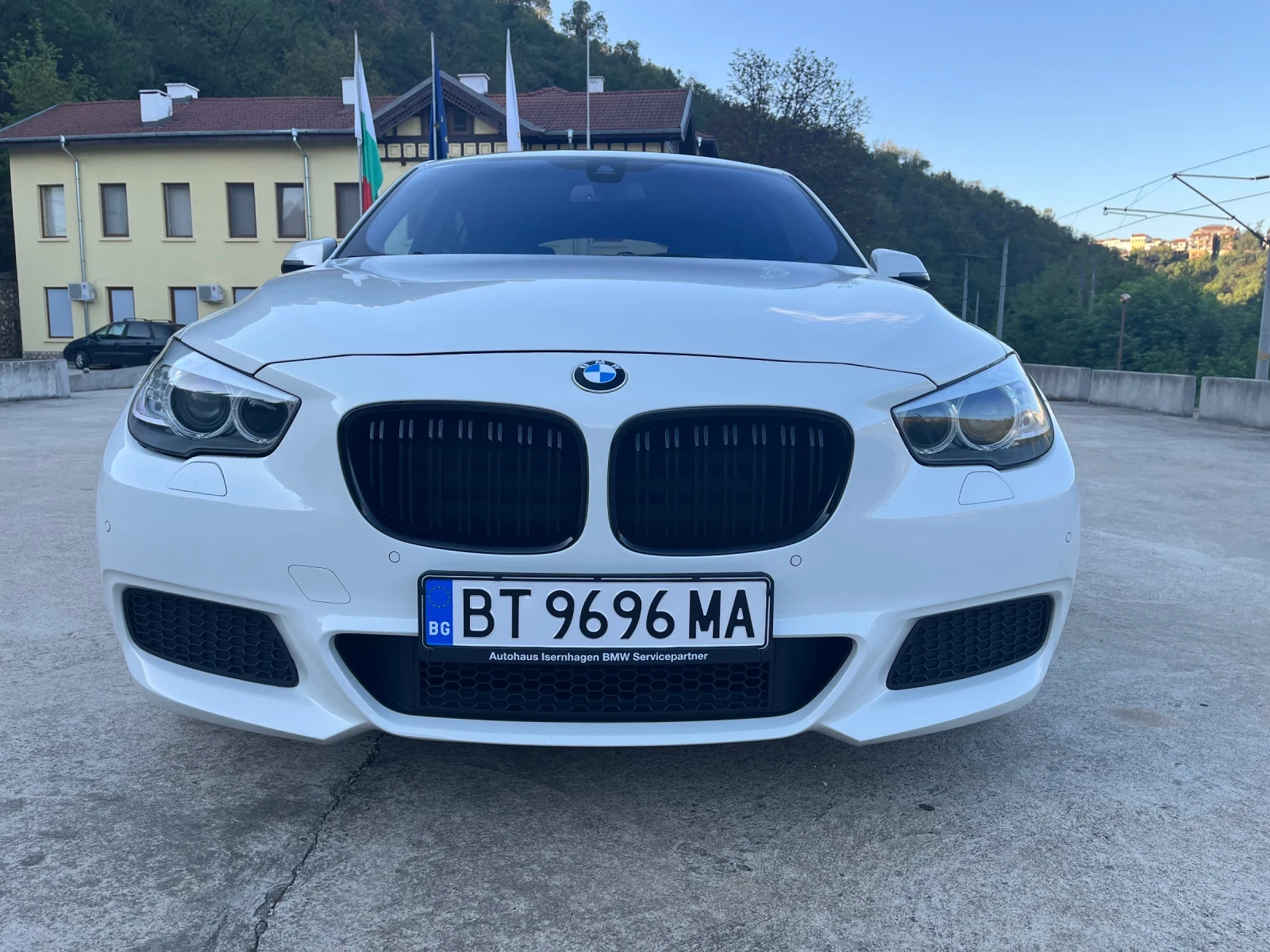 BMW 5 Gran Turismo 3.0D Xdrive  - изображение 2