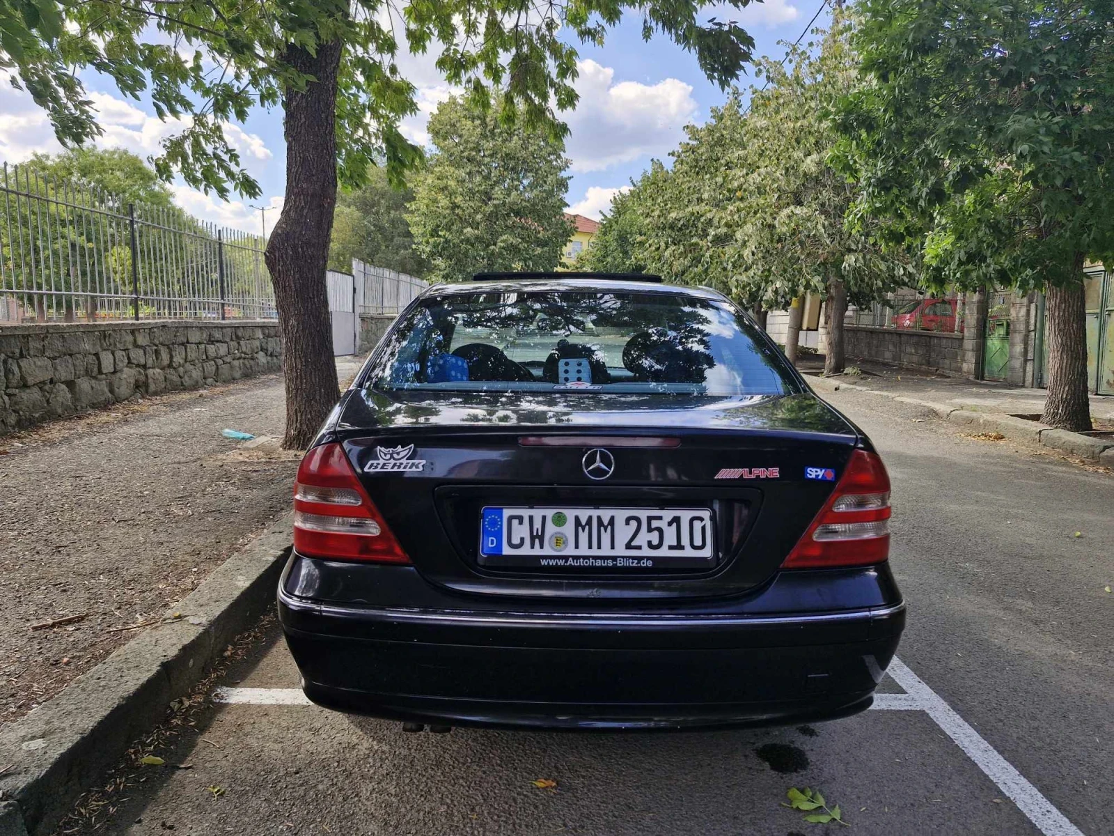 Mercedes-Benz C 200  - изображение 4