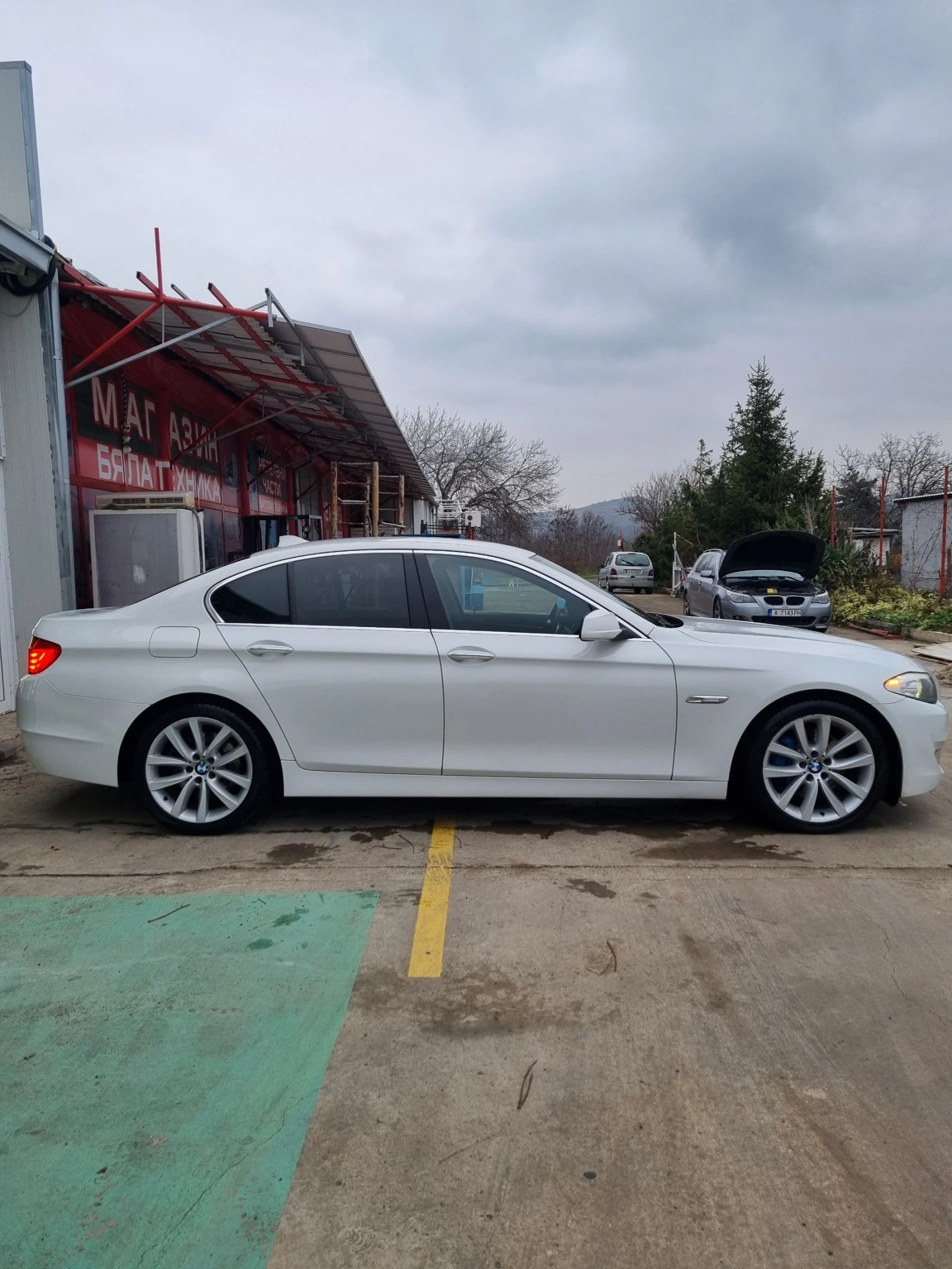 BMW 530 530D 258 коня X-DRIVE 2012 година - изображение 6