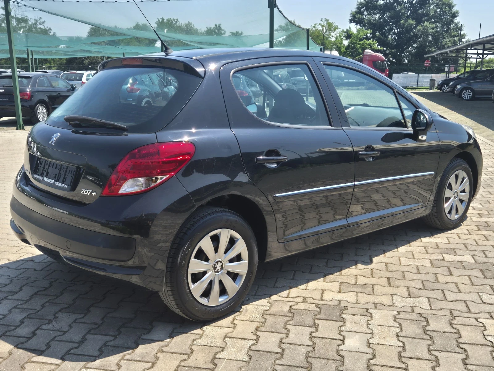 Peugeot 207 1.4 газ/бензин 75к.с. - изображение 7