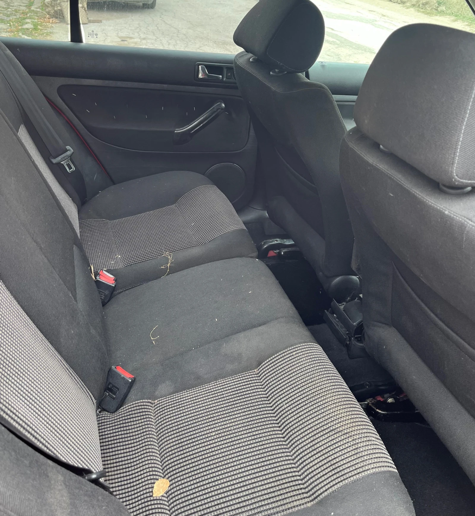 VW Golf 1.9тди 90кс - изображение 9