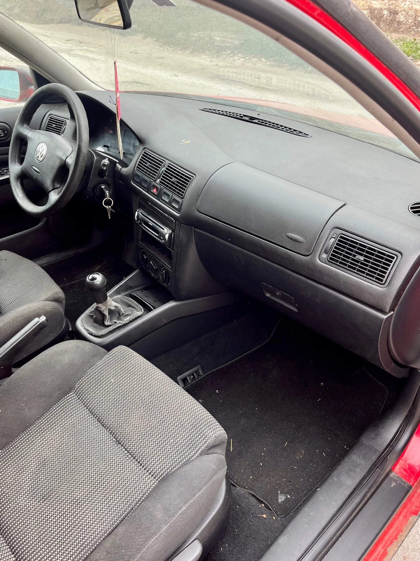 VW Golf 1.9тди 90кс - изображение 8