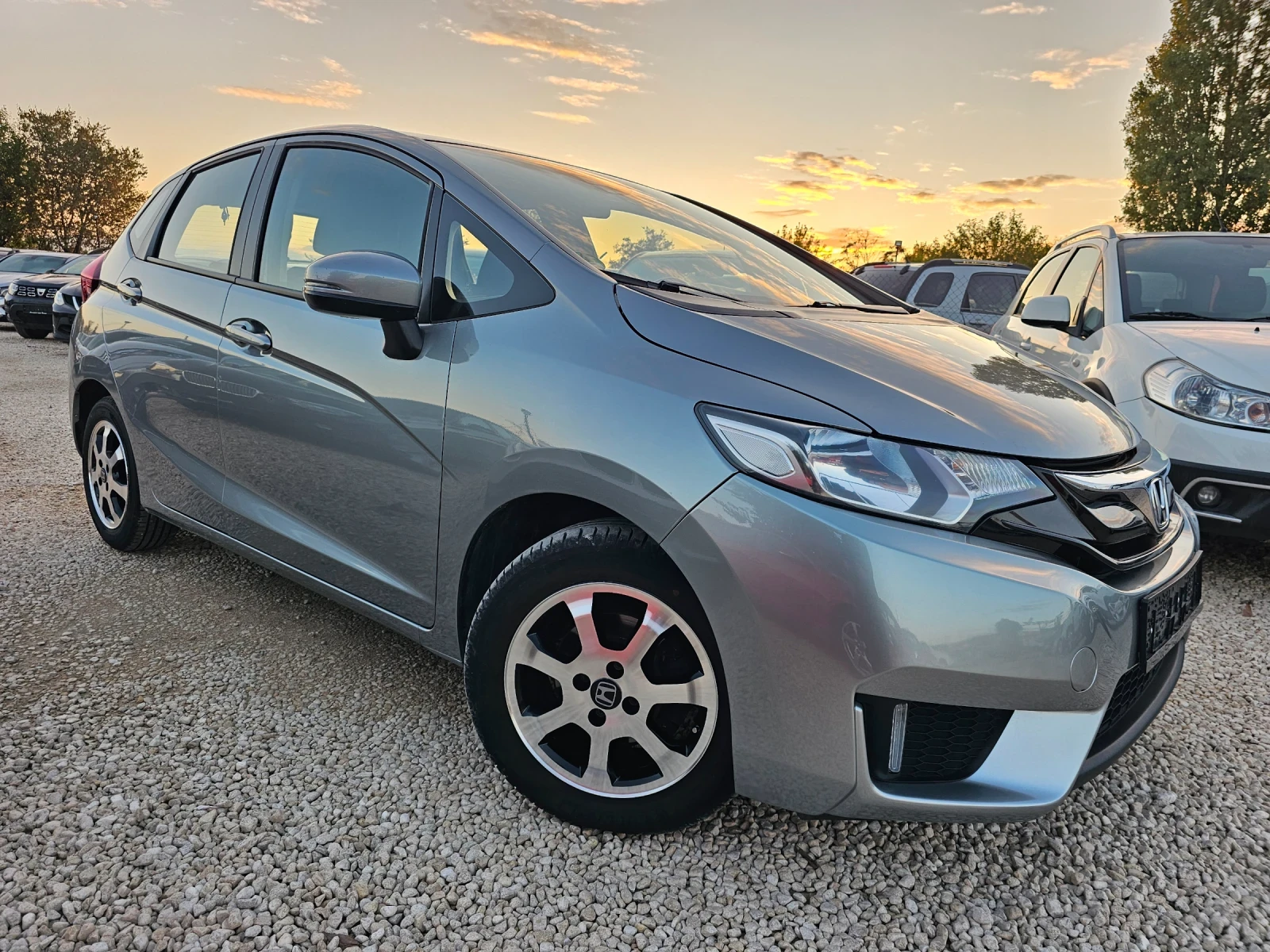 Honda Jazz 1.3i, 102к.с., 93000км.! - изображение 3