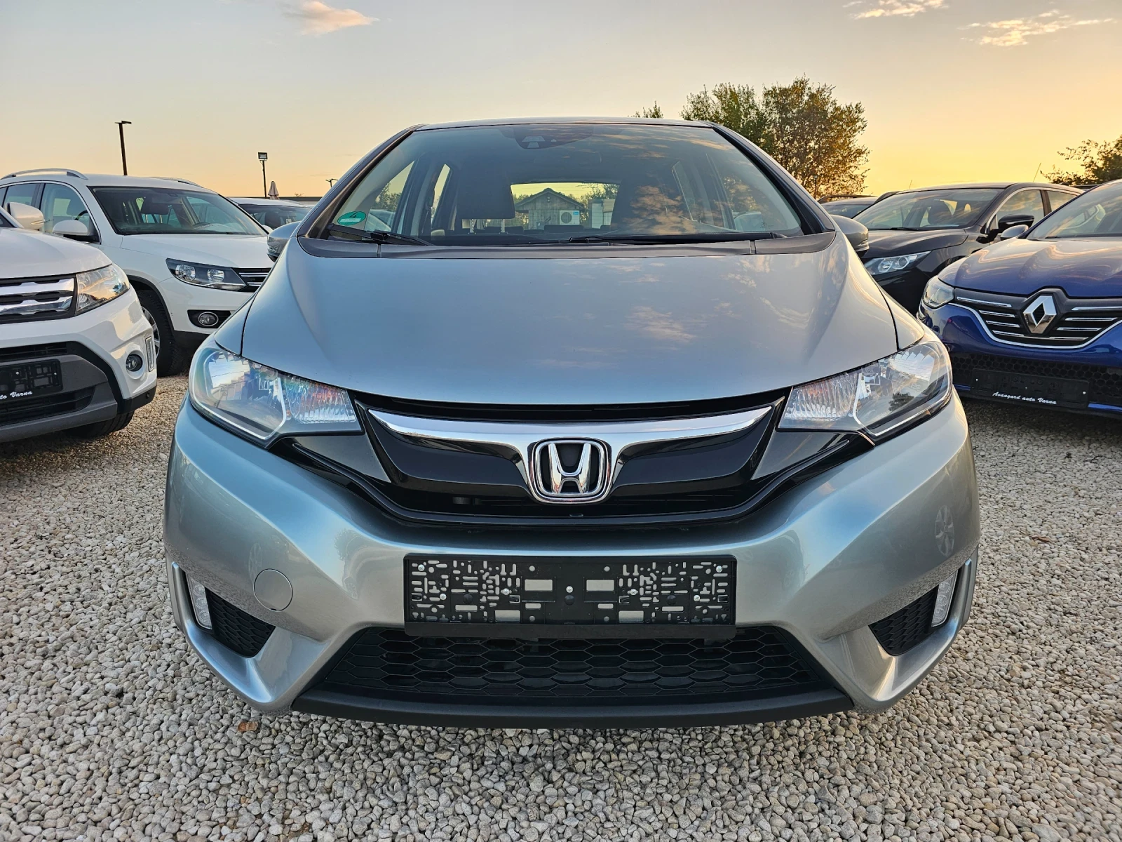 Honda Jazz 1.3i, 102к.с., 93000км.! - изображение 2
