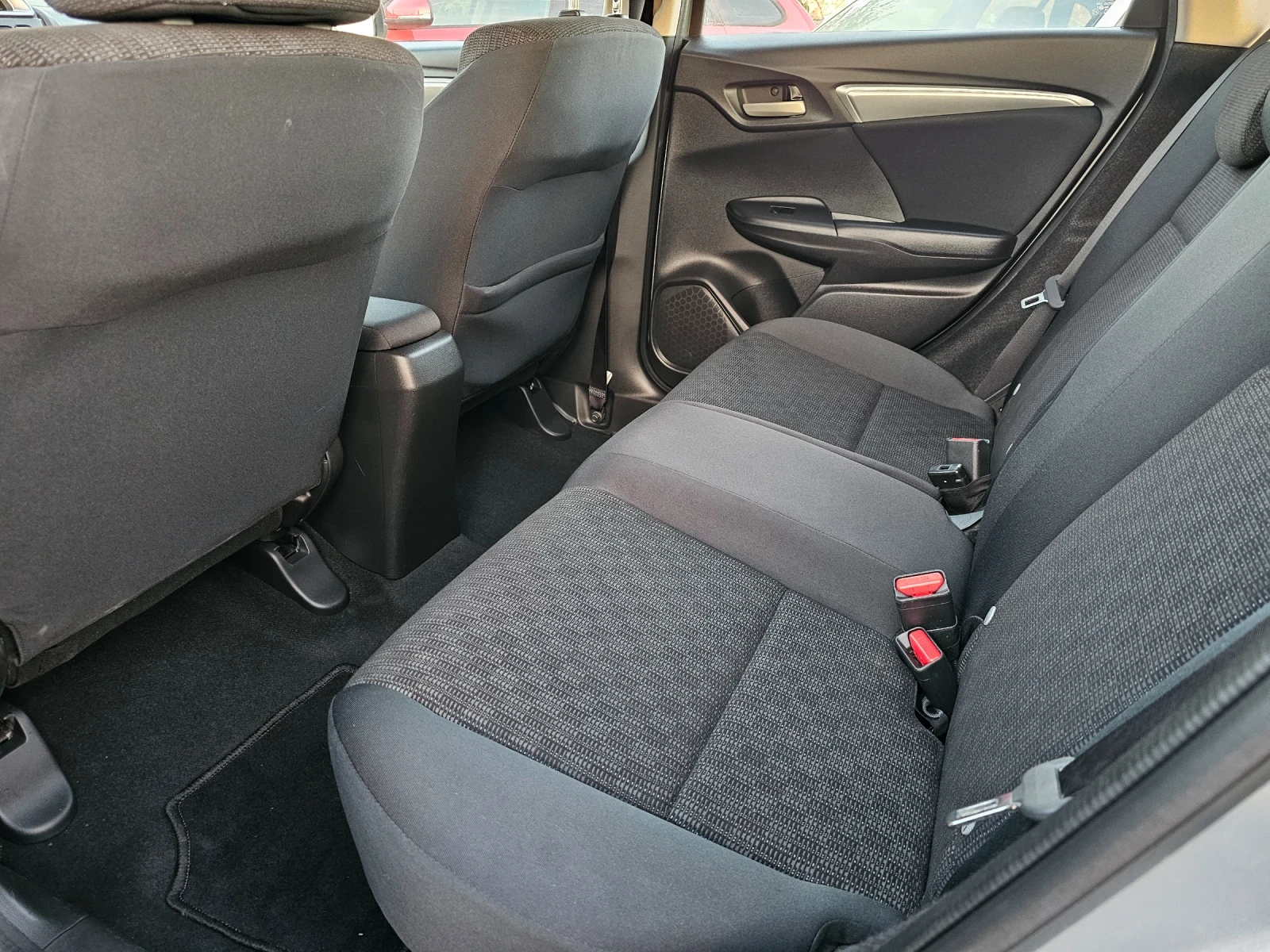 Honda Jazz 1.3i, 102к.с., 93000км.! - изображение 10