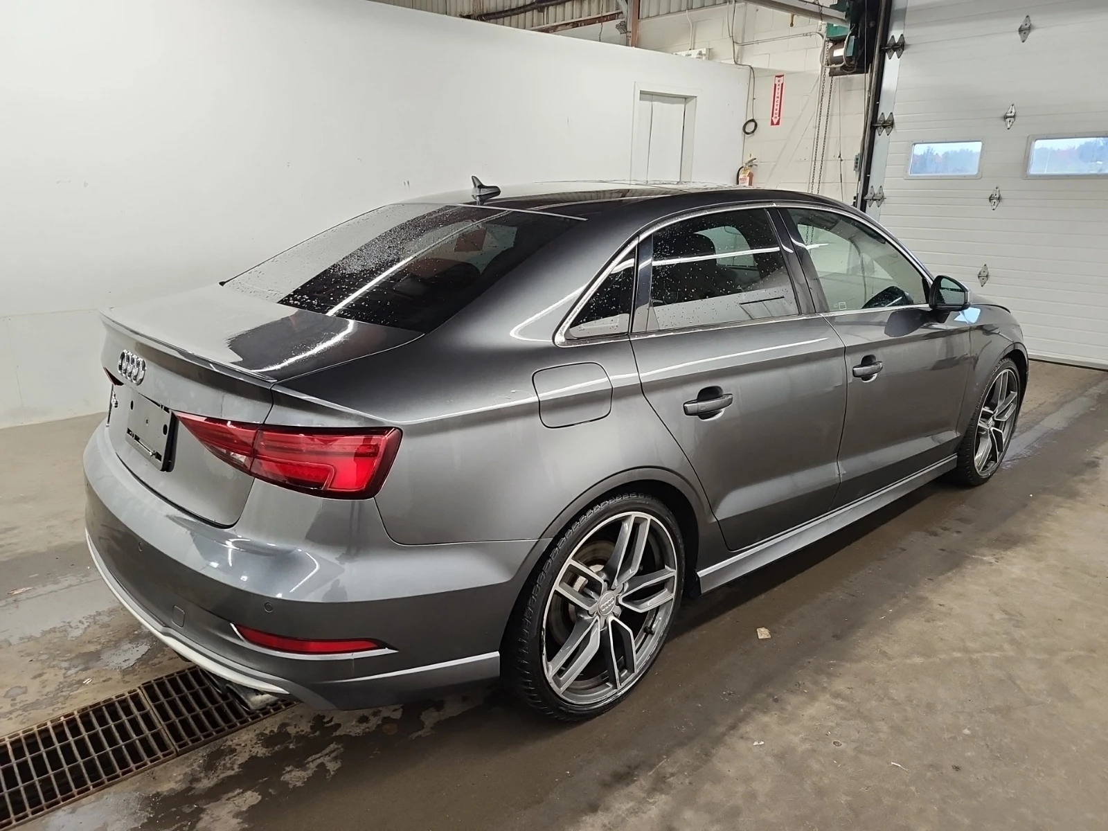 Audi S3 * CARFAX * БЕЗ ПЪРВОНАЧАЛНА ВНОСКА - изображение 6