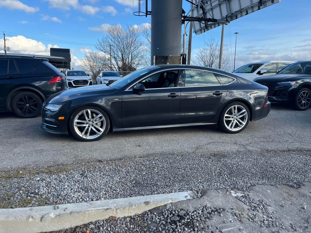 Audi A7 * АВТО КРЕДИТ* ЦЕНА ДО БГ * СЕРВИЗНА ИСТОРИЯ *  - изображение 5