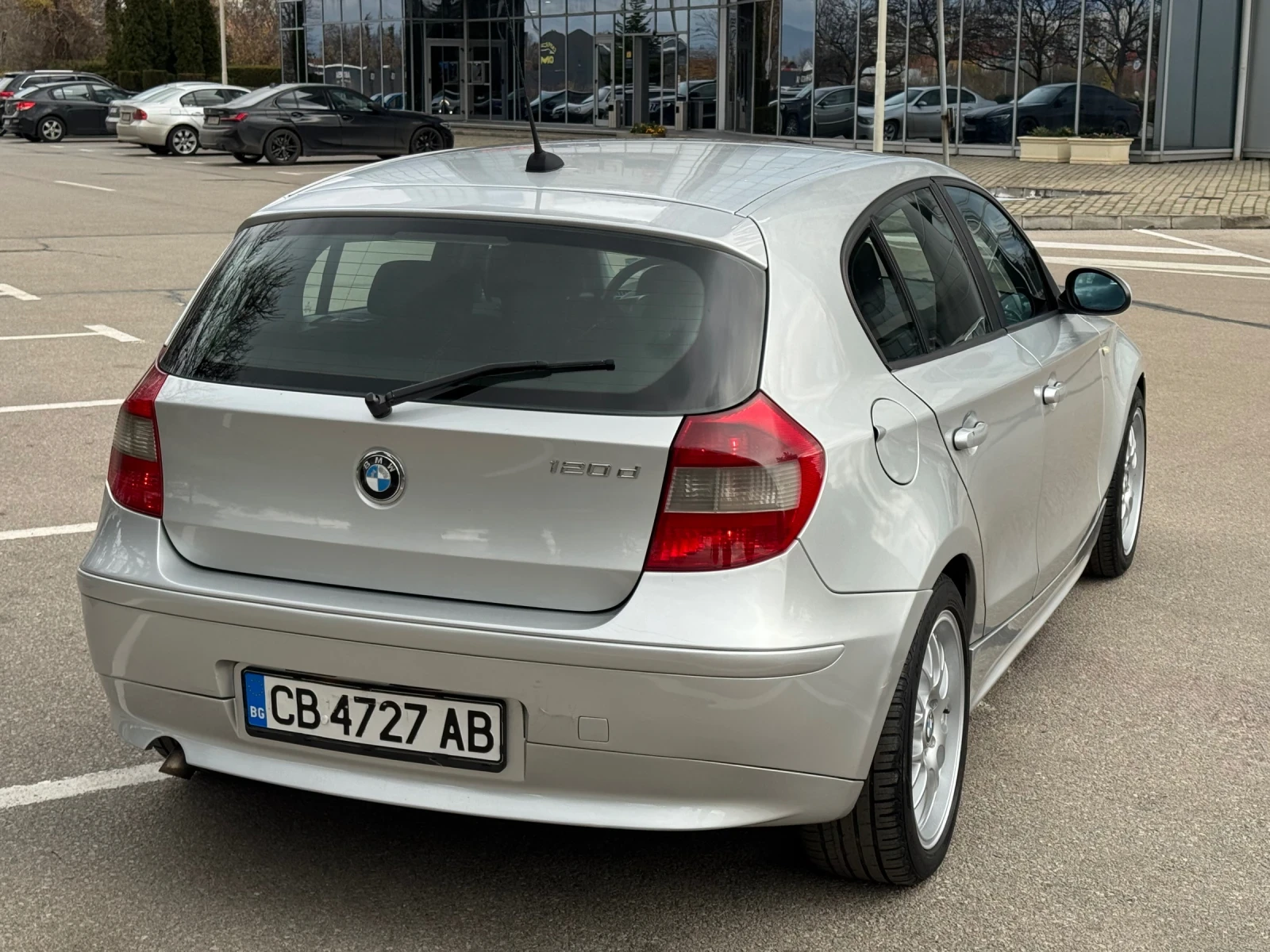 BMW 120 D AVTOMATIK! - изображение 4