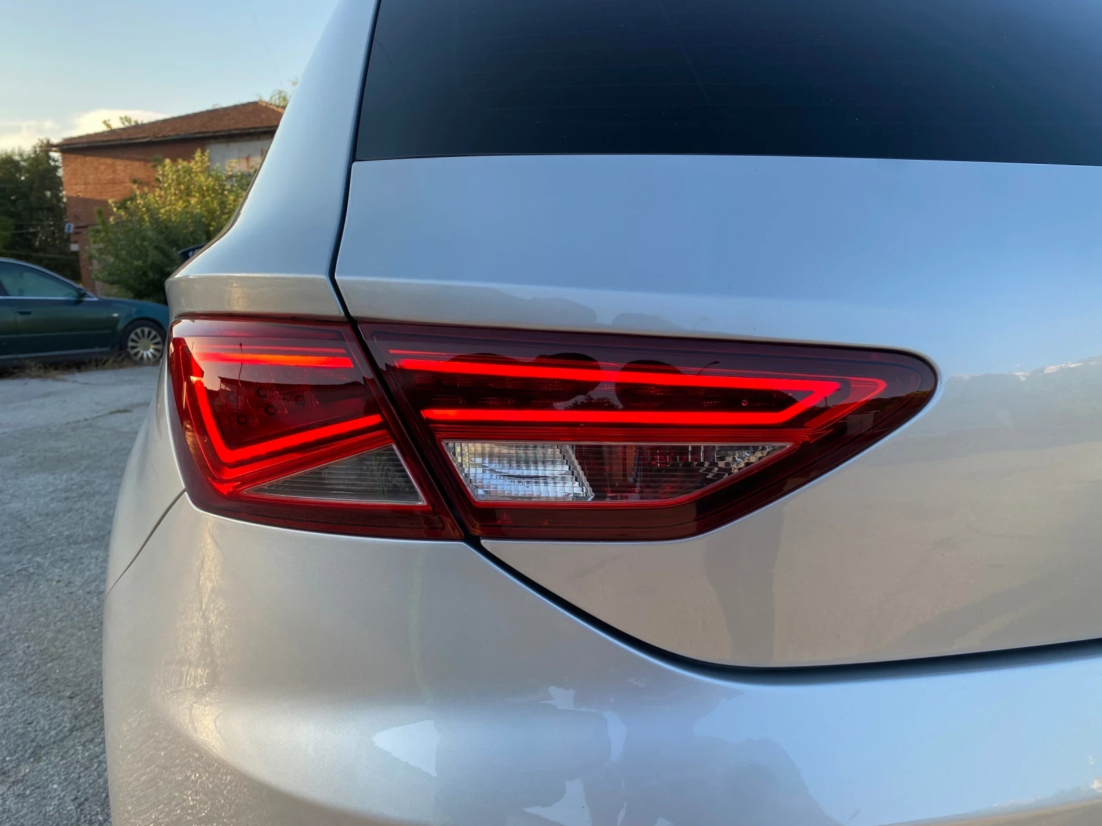 Seat Leon FR DSG, снимка 12 - Автомобили и джипове - 53500400