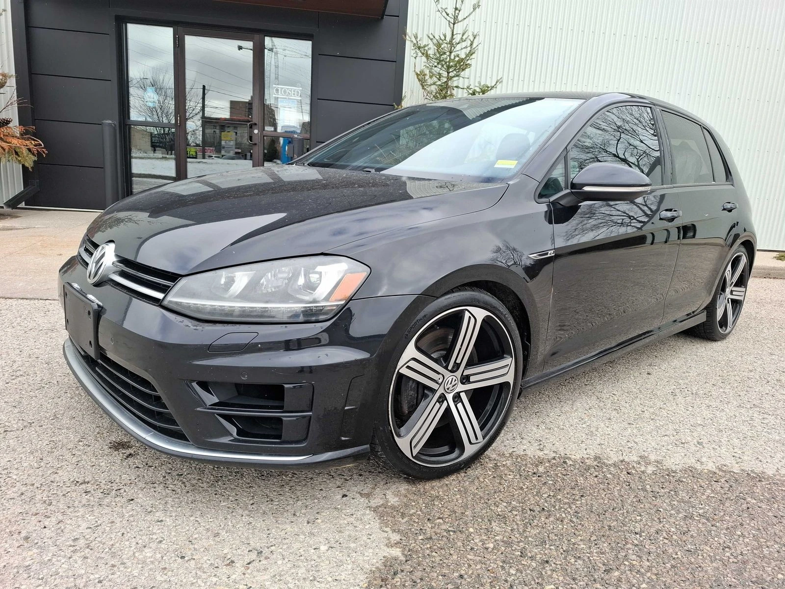 VW Golf R С РЕГИСТРАЦИЯ & АВТО КРЕДИТ