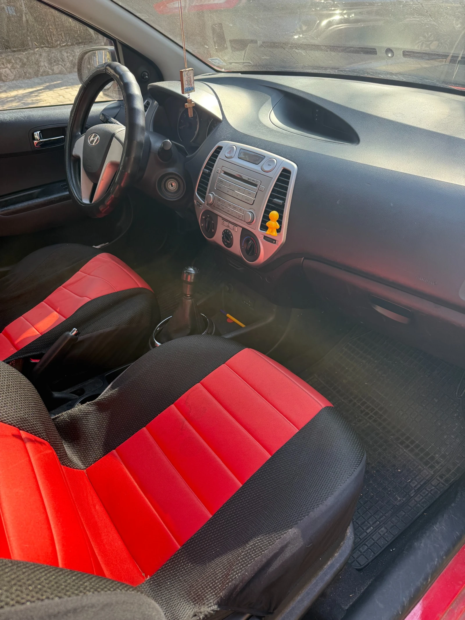 Hyundai I20, снимка 6 - Автомобили и джипове - 53879403