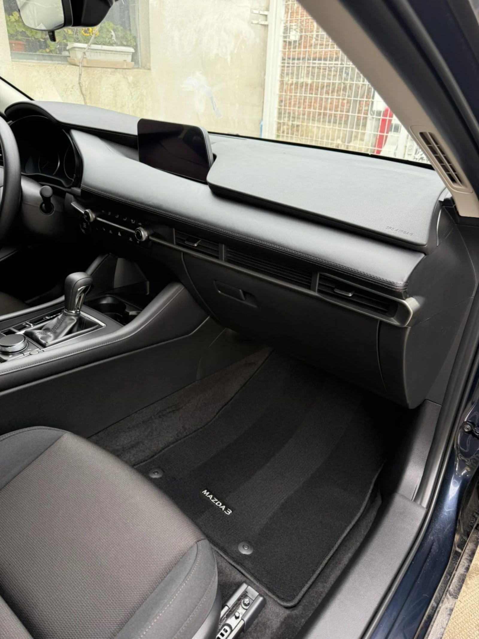 Mazda 3, снимка 12 - Автомобили и джипове - 53919040