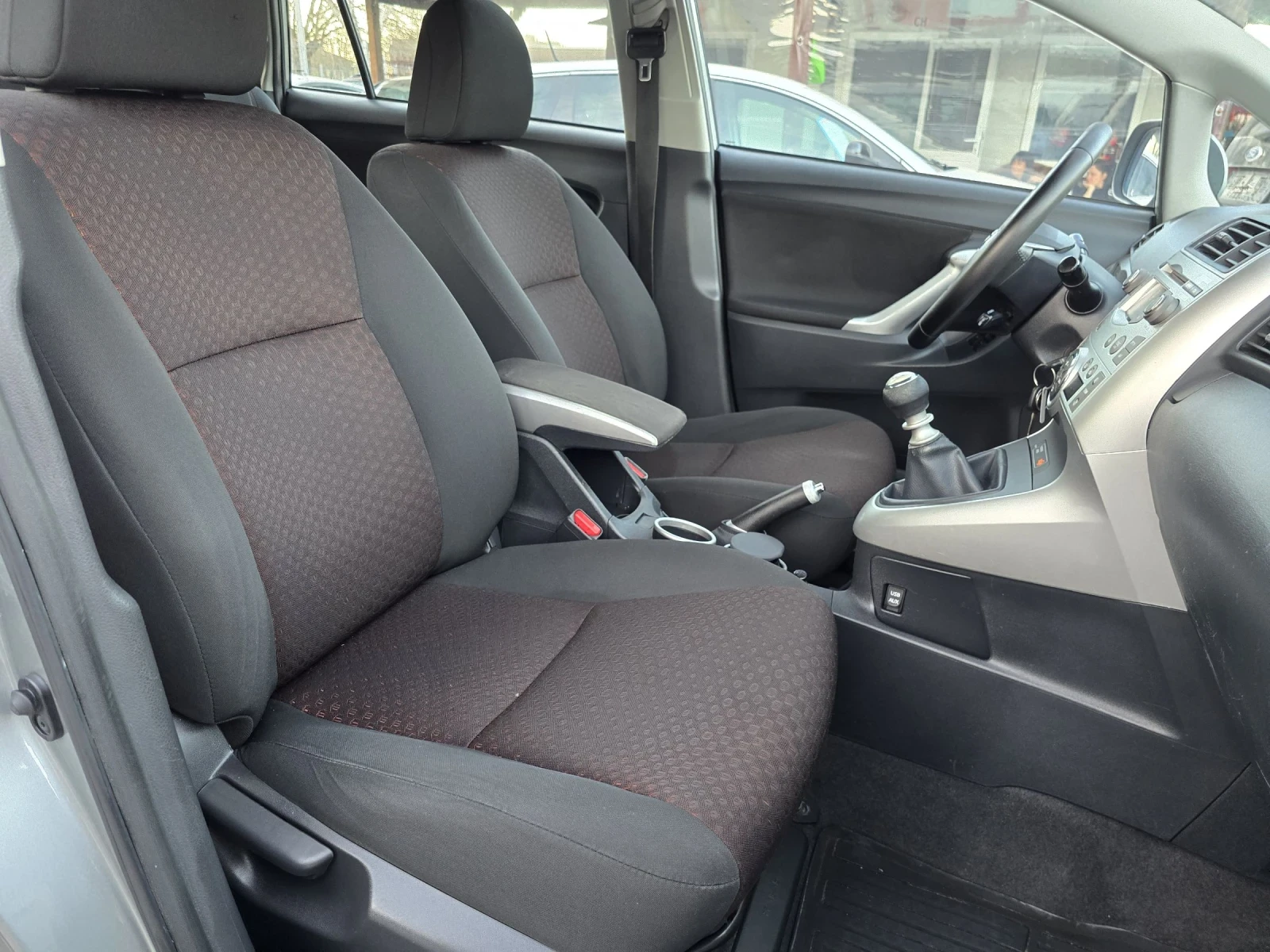 Toyota Corolla verso 2.0D4-D | Mobile.bg � ����������� 7