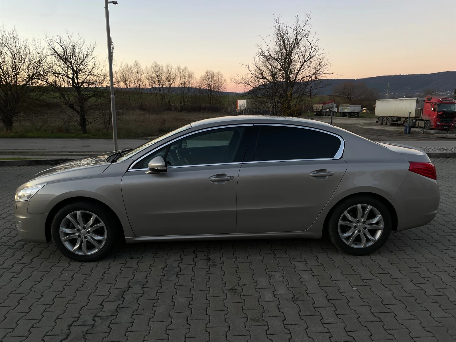 Peugeot 508 2.0 140hps, снимка 8 - Автомобили и джипове - 54187565