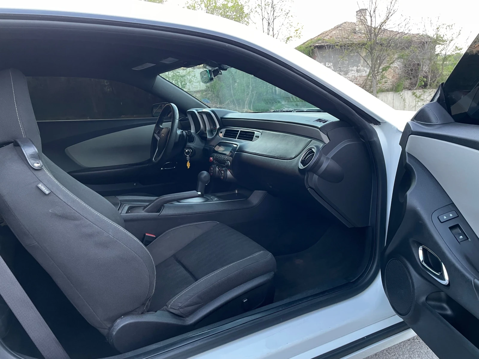 Chevrolet Camaro, снимка 12 - Автомобили и джипове - 54347145