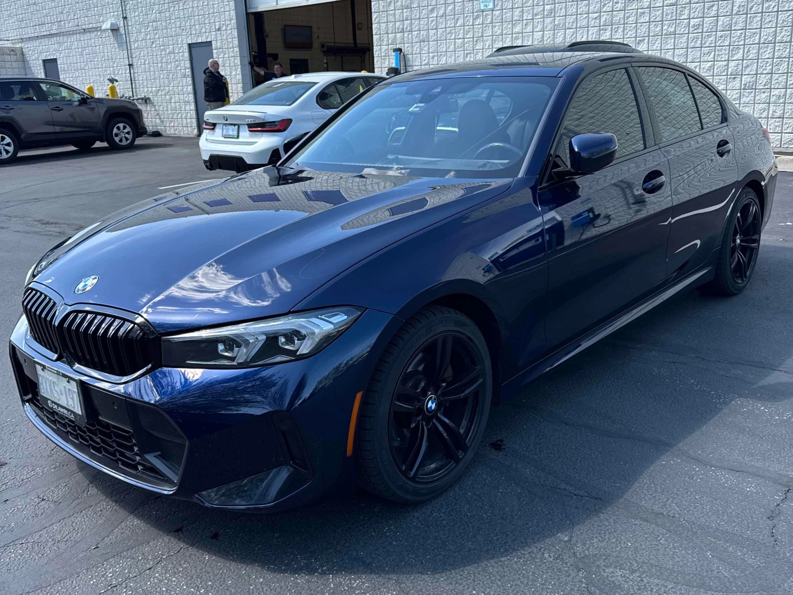 BMW 330 i xDrive* * M-PACK* * CARFAX* * 