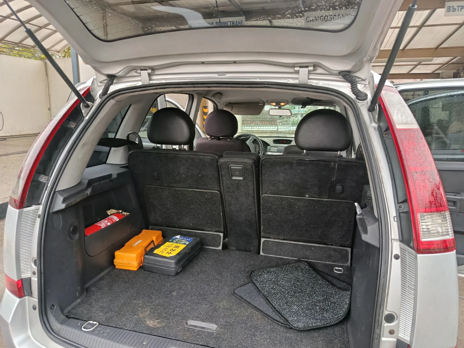 Opel Meriva 1.7CDTI, снимка 9 - Автомобили и джипове - 54564627