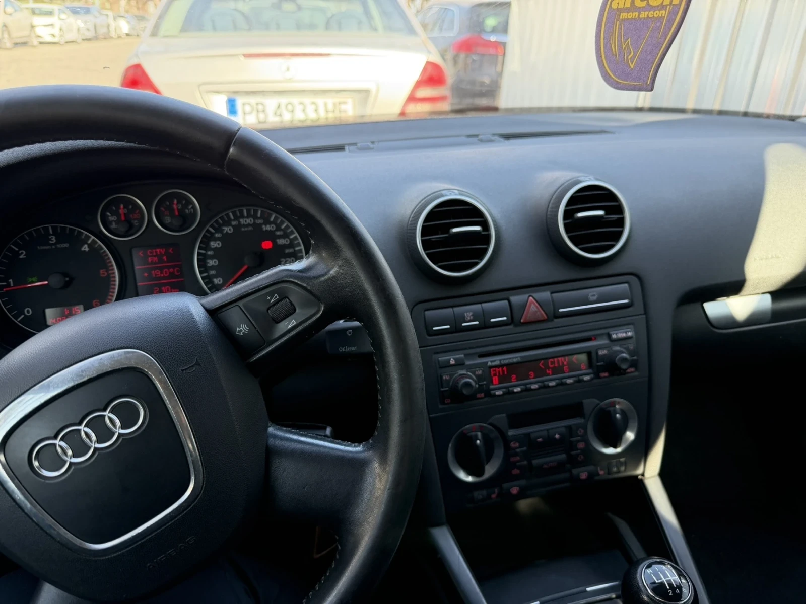 Audi A3 8P 2.0 TDI, снимка 9 - Автомобили и джипове - 54576708