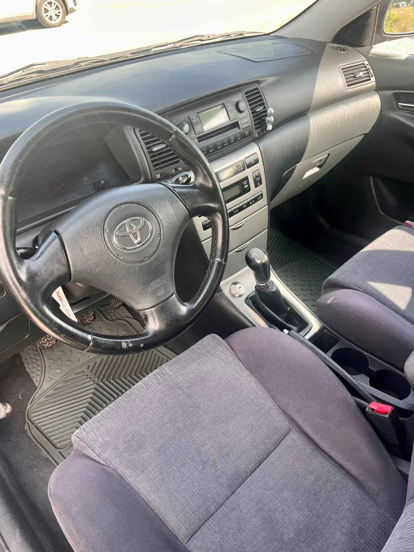 Toyota Corolla, снимка 13 - Автомобили и джипове - 54735111
