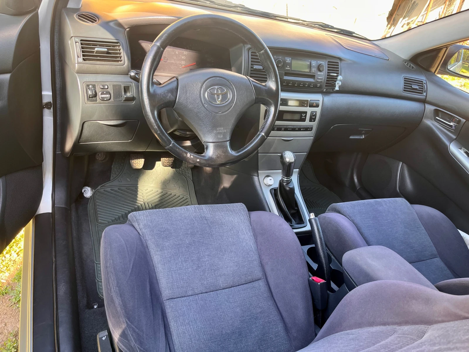 Toyota Corolla, снимка 3 - Автомобили и джипове - 54735111