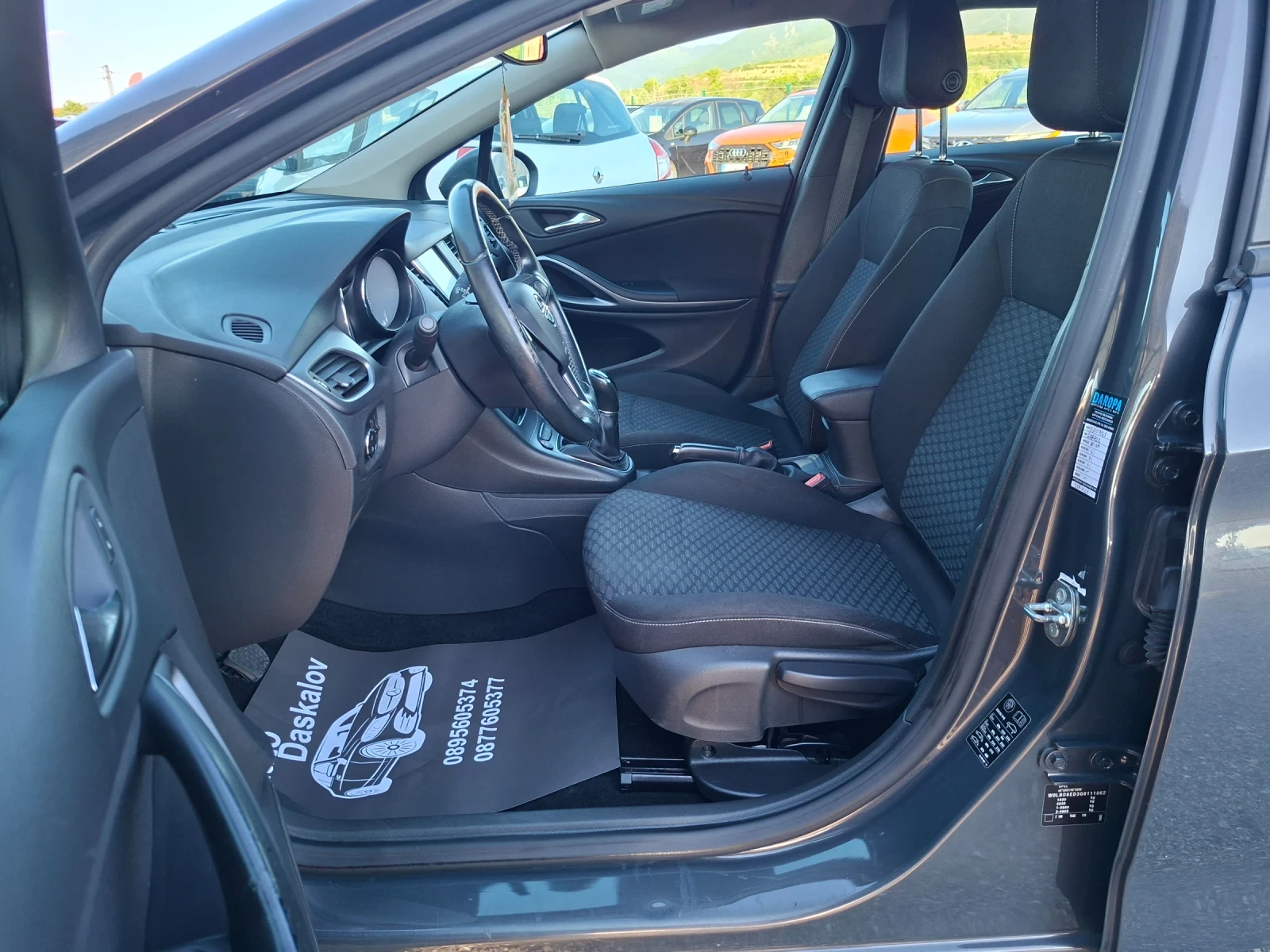 Opel Astra 1, 4 I + ГАЗ, снимка 10 - Автомобили и джипове - 55245324
