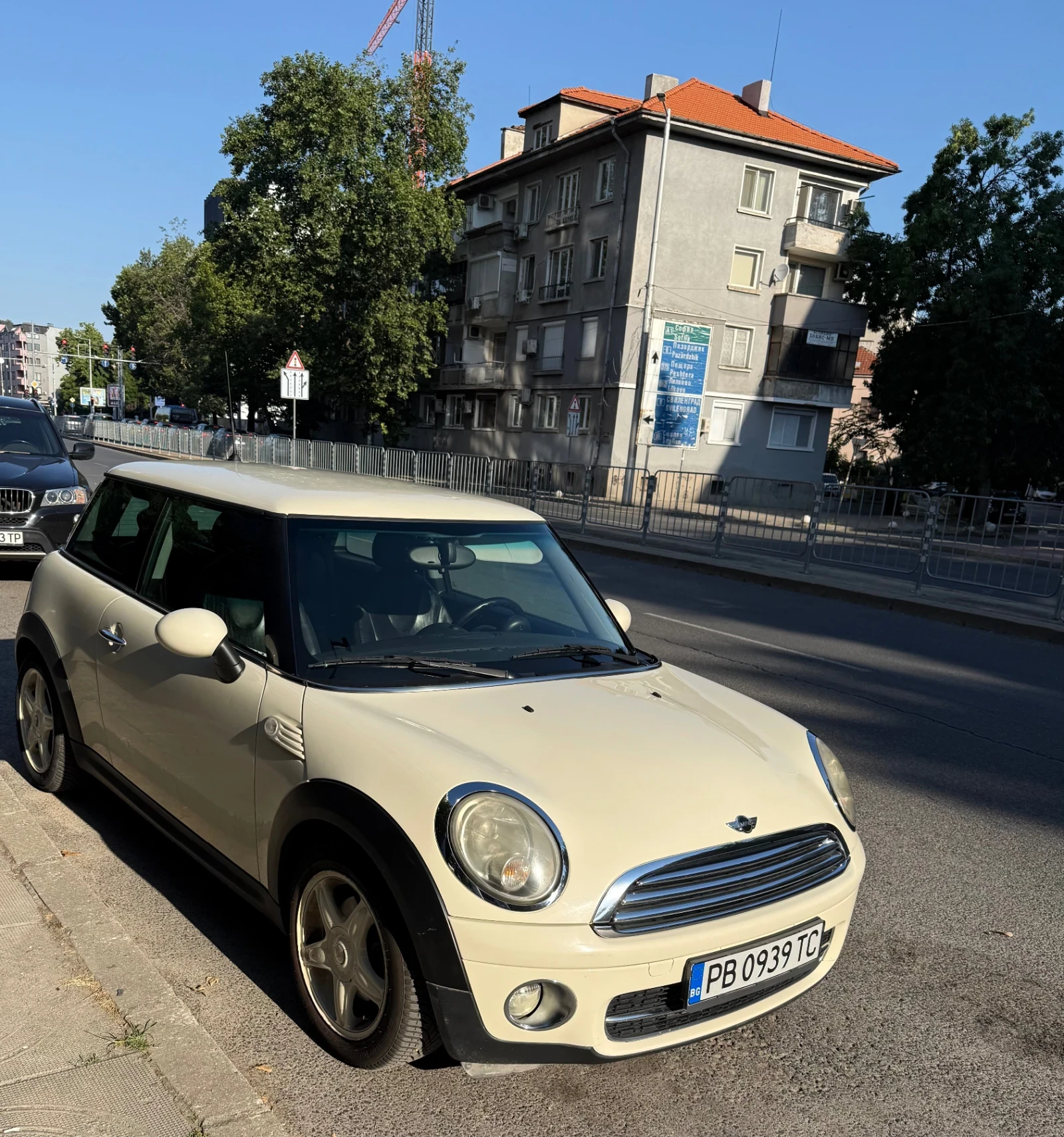 Mini D one, снимка 8 - Автомобили и джипове - 55385067